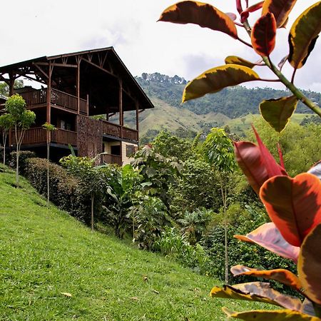 Tominejo Ecolodge - Casas En Los Arboles Neira Exterior foto